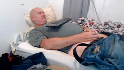 houseflipper online show from August 7, 7:58 pm