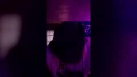 SeanPatrick online show from June 28, 9:56 am
