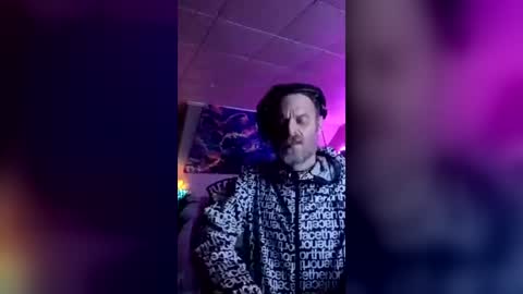 SeanPatrick online show from July 10, 7:25 am