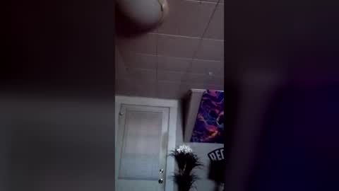 SeanPatrick online show from July 26, 10:09 am