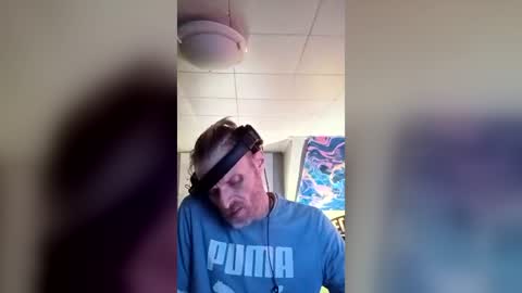 SeanPatrick online show from August 11, 11:51 pm