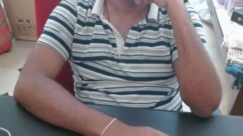 Cute Boy with Awesome Cock online show from May 4, 9:14 am