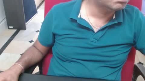 Cute Boy with Awesome Cock online show from June 9, 8:53 am