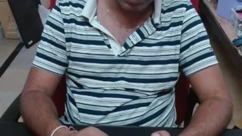 Cute Boy with Awesome Cock online show from June 15, 5:27 am