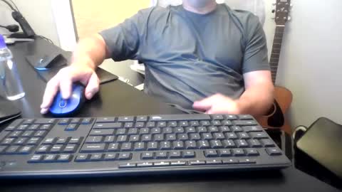 hoverday online show from August 10, 12:23 am