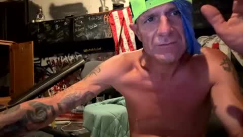 Not Your Average Chaturbater online show from July 28, 4:40 am