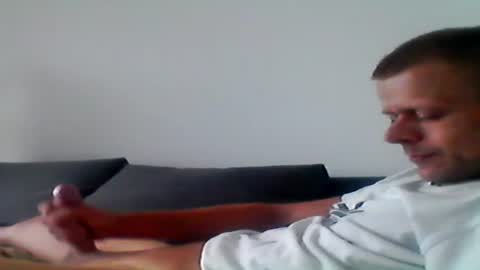 hubikush22 online show from August 1, 5:35 am
