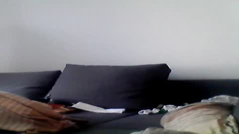 hubikush22 online show from August 16, 5:33 am
