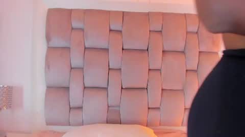 huge boobs ebony online show from August 5, 7:23 pm