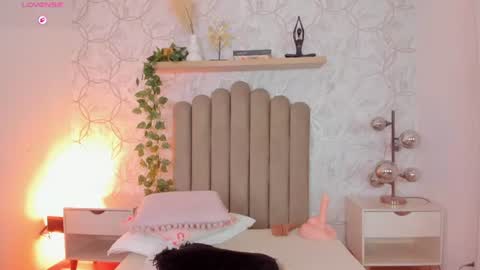 huge boobs ebony online show from August 14, 1:20 am