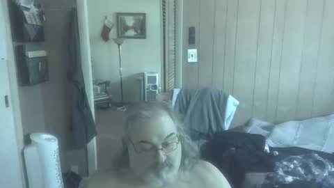 lonely huggy bear online show from April 27, 2:19 pm