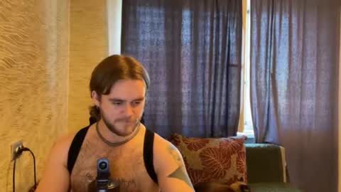 Hugo online show from June 20, 4:07 pm