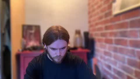 Hugo online show from August 7, 1:22 pm