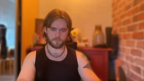 Hugo online show from August 8, 3:01 pm