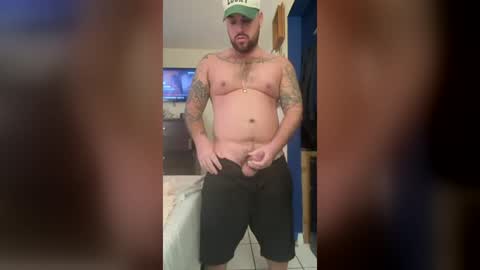 hugomarin online show from August 16, 3:32 am