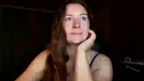 HumpyGrey online show from August 11, 7:16 pm