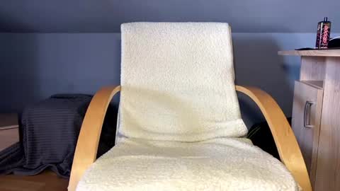 hundick_69 online show from July 2, 3:46 pm