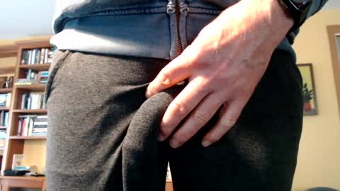 Big uncut cock dripping online show from July 26, 6:57 pm