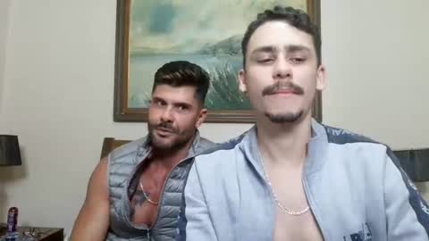 hungcaique online show from July 17, 3:06 am