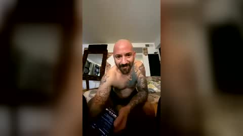 hungherowithoutacape online show from July 21, 12:51 pm