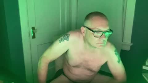 AARON online show from August 14, 2:04 am