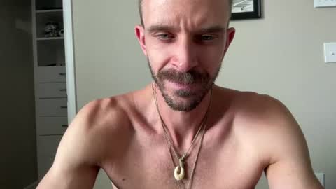 hungrunner24 online show from August 4, 7:44 pm