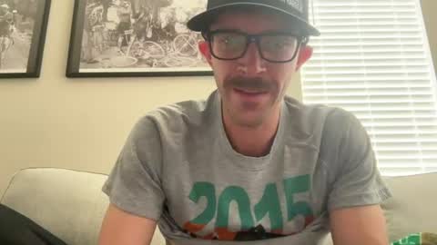 hungrunner24 online show from August 6, 5:34 pm