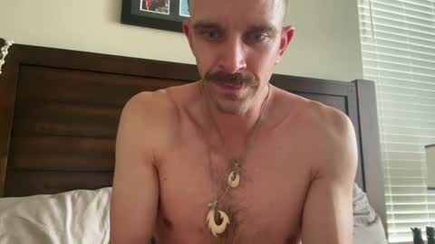hungrunner24 online show from August 13, 10:57 pm