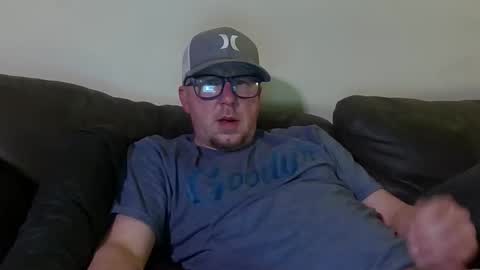HuingsingleDad79 online show from March 31, 10:12 am