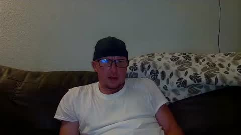 HuingsingleDad79 online show from August 1, 12:22 pm