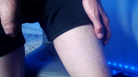 hungstreamer online show from August 6, 8:02 am