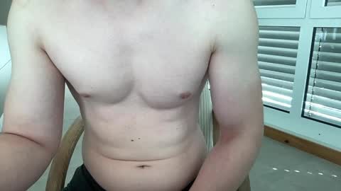 hungwank95 online show from May 10, 8:38 am