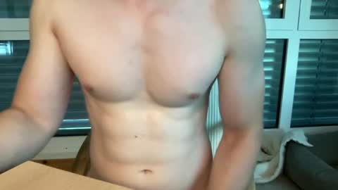 hungwank95 online show from June 25, 6:22 pm