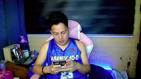 hunk_danny online show from July 11, 8:48 pm