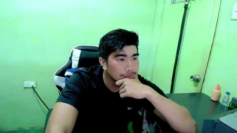 ADAM online show from August 4, 1:57 am