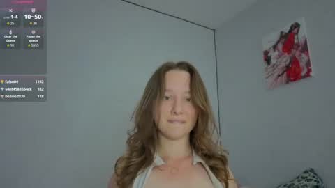 Ines online show from August 11, 9:39 pm