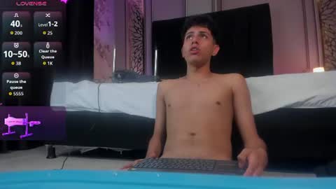 Lucas online show from August 5, 2:59 pm