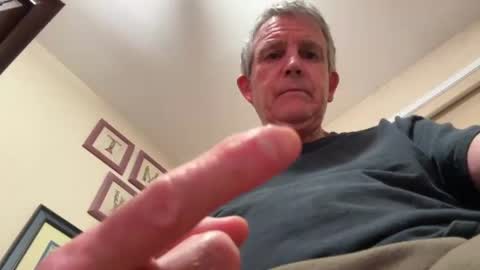 huskey300 online show from August 7, 5:29 am