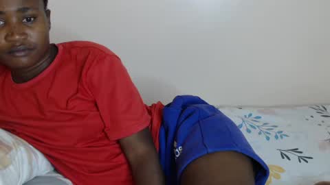 hyacinth_b online show from August 1, 4:57 pm