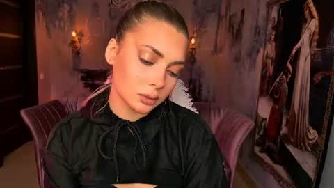 hyileyclark online show from August 14, 7:56 am