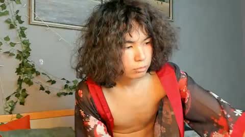 hyper_muse online show from June 13, 8:11 am