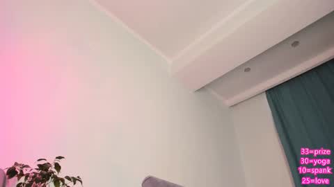 Jenny online show from July 31, 3:40 pm