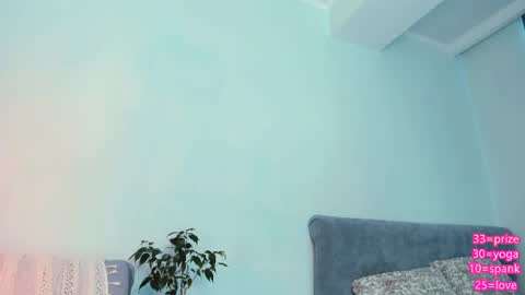 Jenny online show from August 3, 12:23 pm