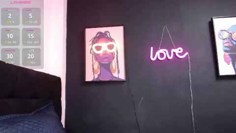 i_alessia online show from August 10, 7:15 pm