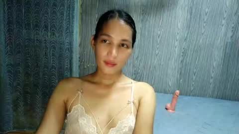 i_love_sabrina1111 online show from August 13, 2:20 pm