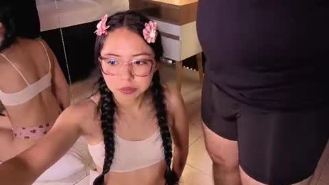 Emma online show from September 10, 3:55 pm