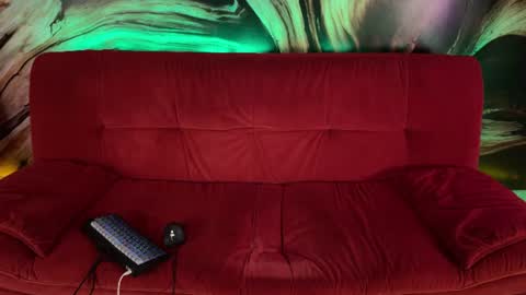 Aline online show from July 31, 7:41 pm