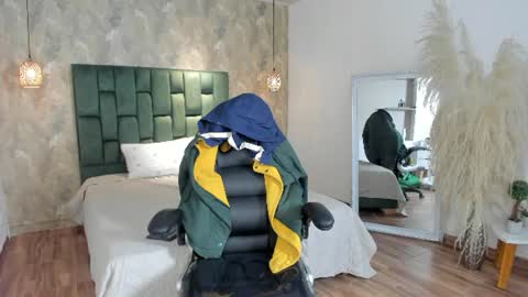 iam_andre__ online show from August 12, 3:20 am