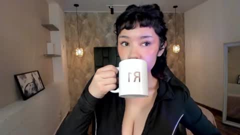 iam_andre__ online show from August 15, 2:48 am