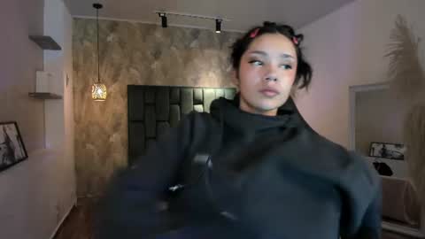iam_andre__ online show from August 16, 4:05 am